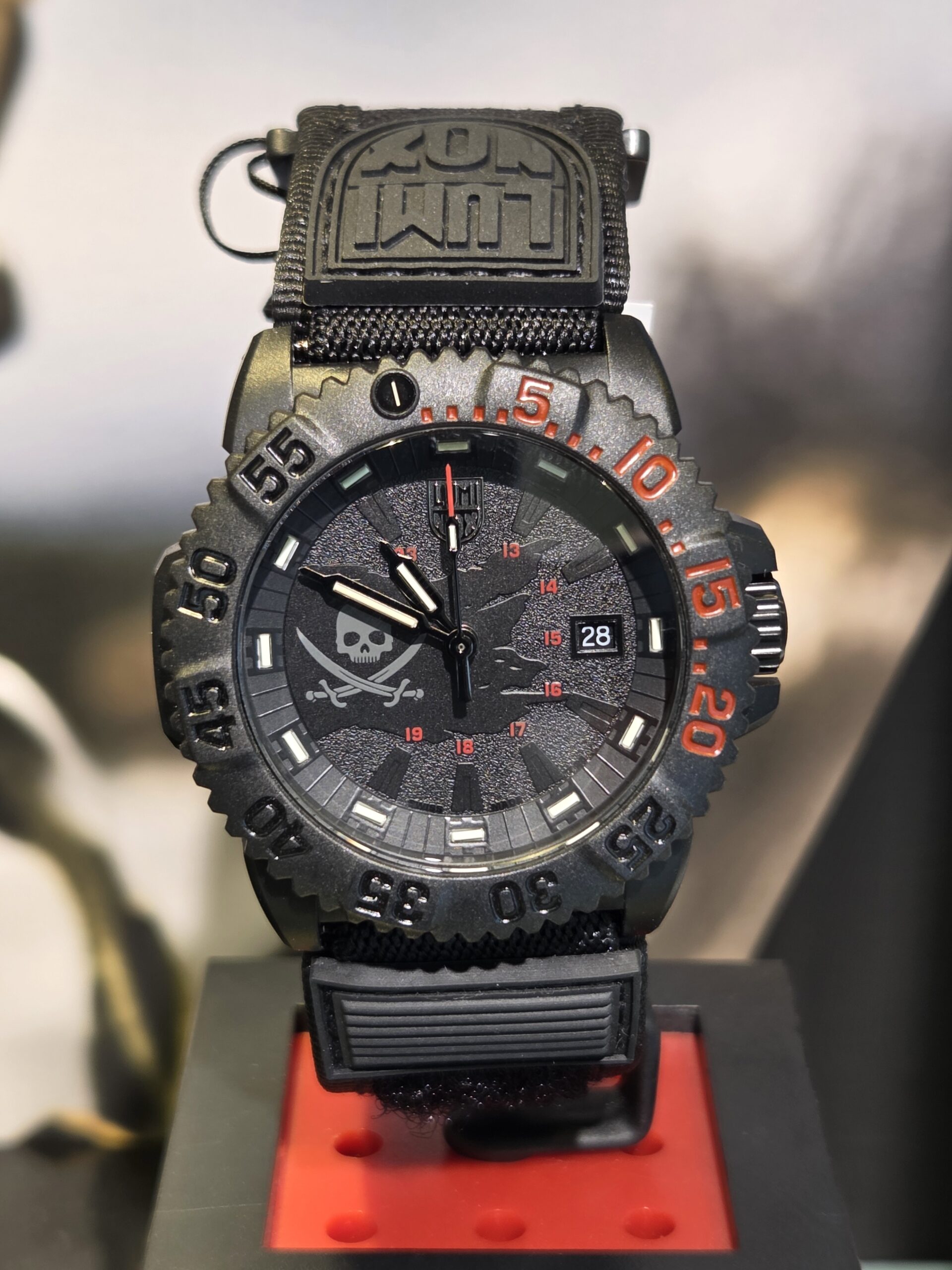 LUMINOX3051パイレーツモデル入荷